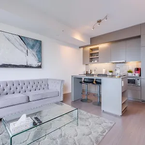  Apartment 1br - View, Near Cn Tower & Rogers Center